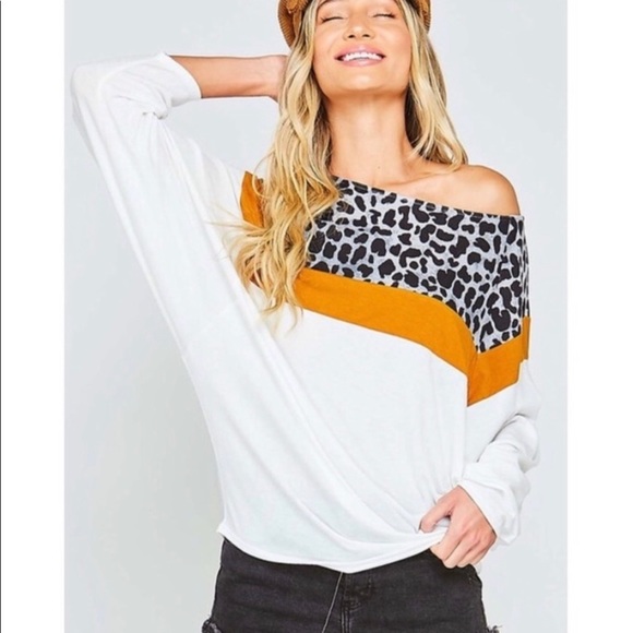 New! Clearance 🔥 Leopard print wide neck spotted top - Picture 4 of 8